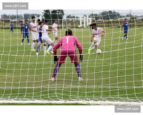 绿茵孤胆：当足球成了一个人的舞台